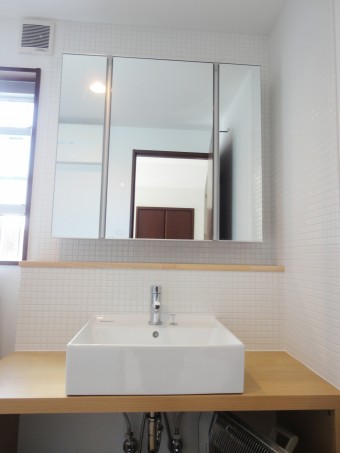 造作でシンプル＆使いやすい洗面に